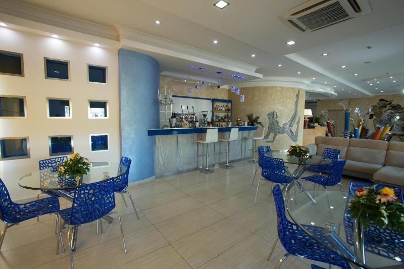 Hotel The Queen - Restoran