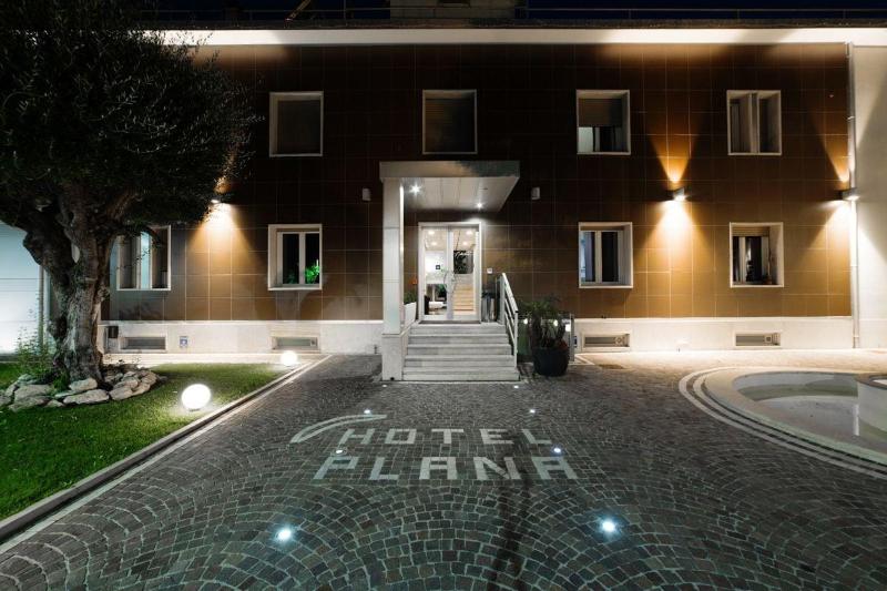 Hotel Plana - Genel