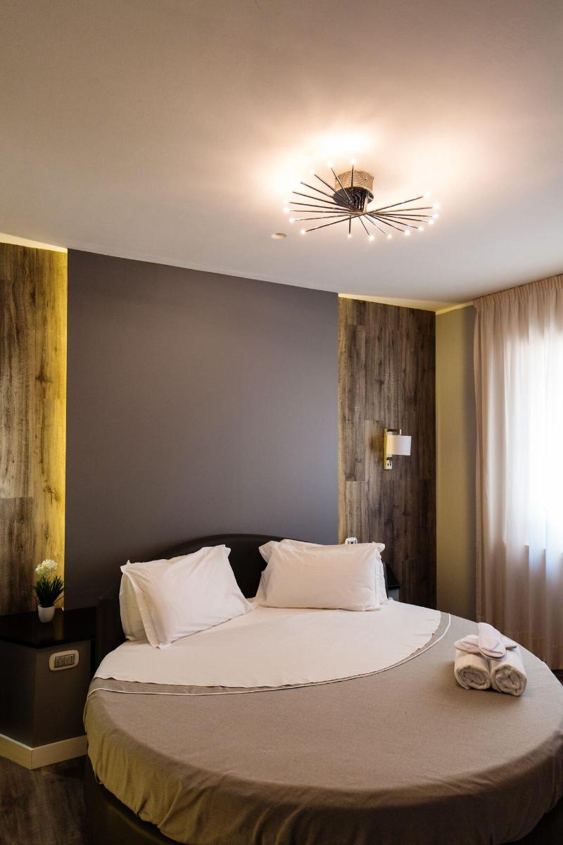 Hotel Plana - Oda