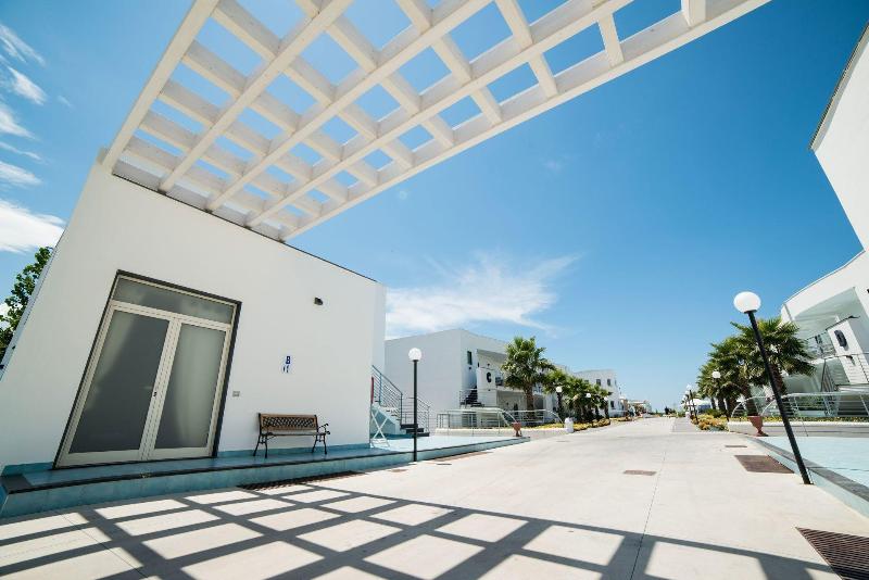 Medea Beach Resort - Genel