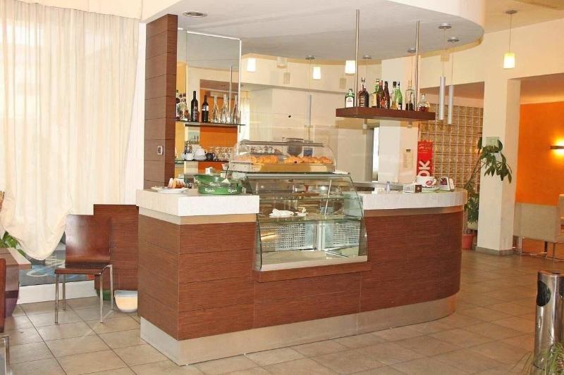 Hotel Bed & Business - Restoran