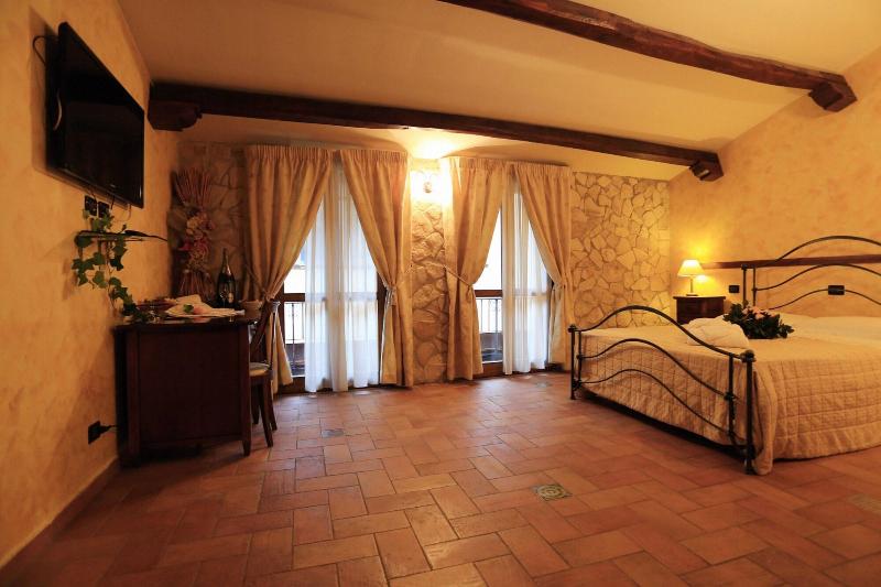 Hotel L'Aquila - Genel