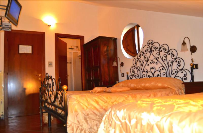 Hotel Bucaneve - Oda