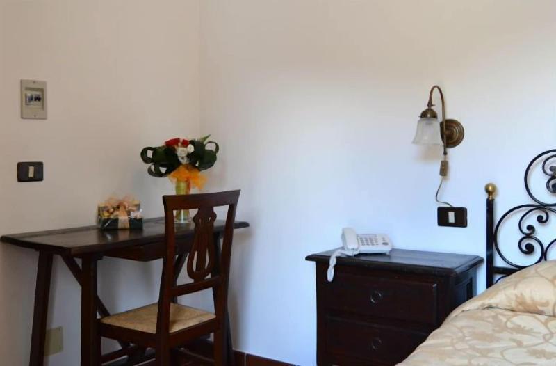 Hotel Bucaneve - Oda