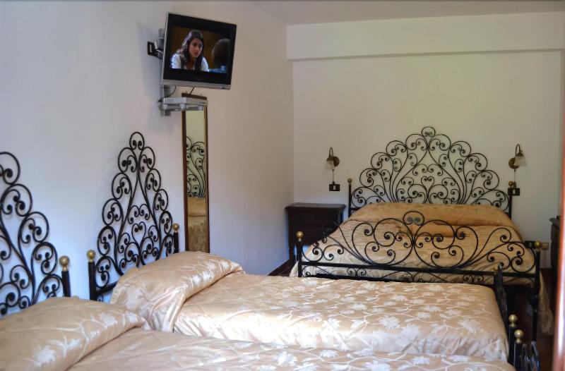 Hotel Bucaneve - Oda