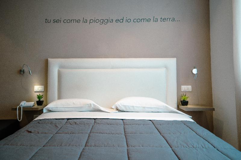 Hotel Bruman Salerno - Oda