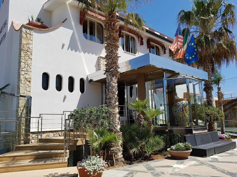 La Martinica Resort - Genel