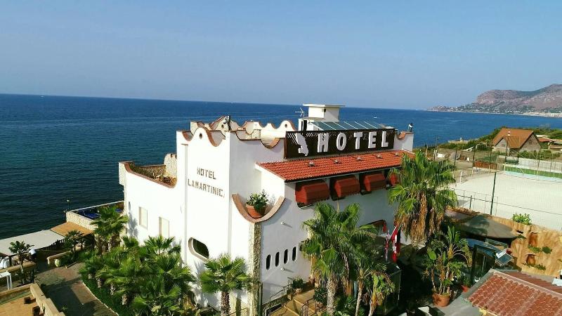 La Martinica Resort - Genel