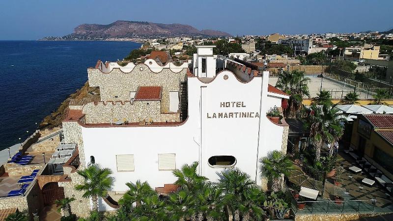 La Martinica Resort - Genel