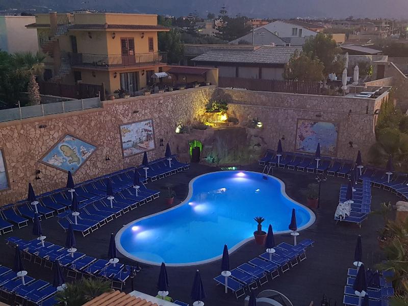La Martinica Resort - Havuz