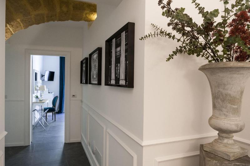 Palazzo Natoli Boutique Hotel - Lobi