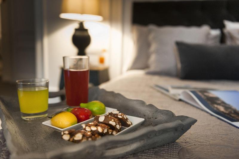 Palazzo Natoli Boutique Hotel - Oda