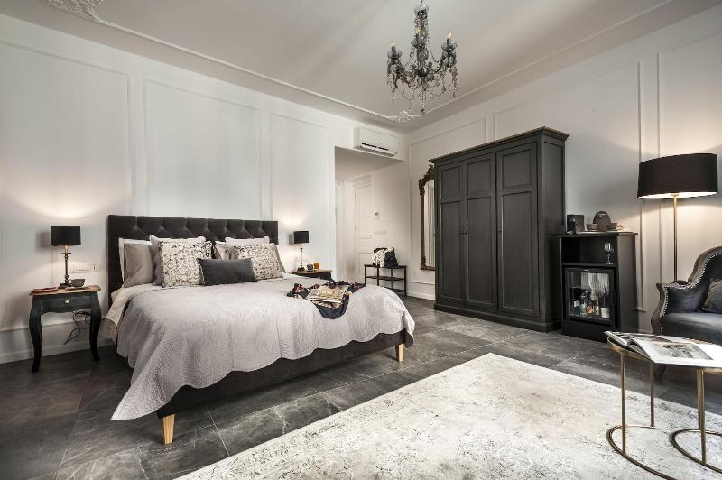 Palazzo Natoli Boutique Hotel - Oda