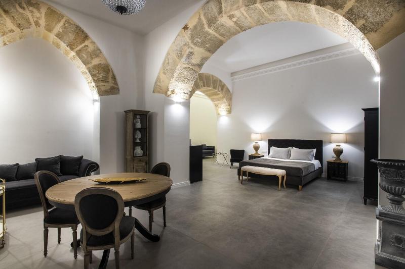 Palazzo Natoli Boutique Hotel - Oda