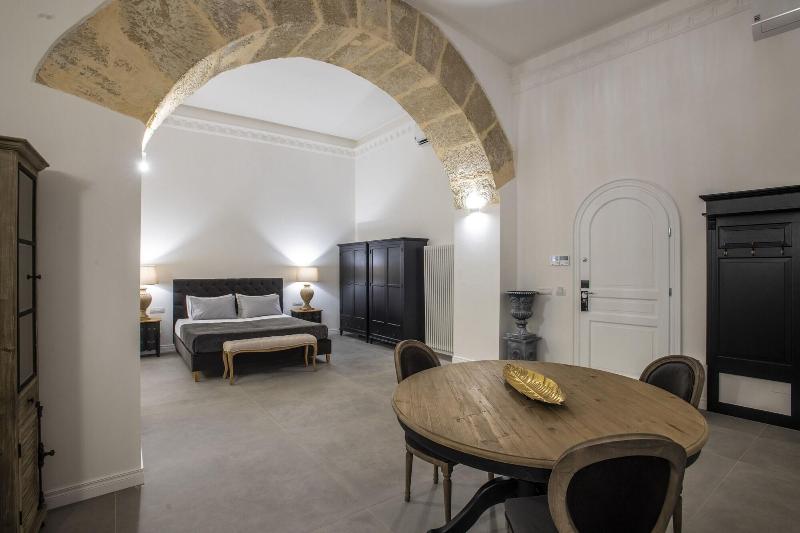 Palazzo Natoli Boutique Hotel - Oda