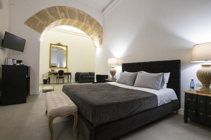 Palazzo Natoli Boutique Hotel - Oda