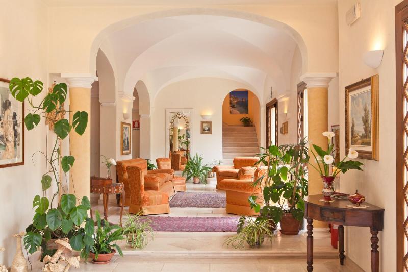 Hotel Torre Bennistra - Lobi