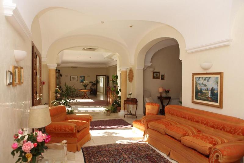 Hotel Torre Bennistra - Lobi