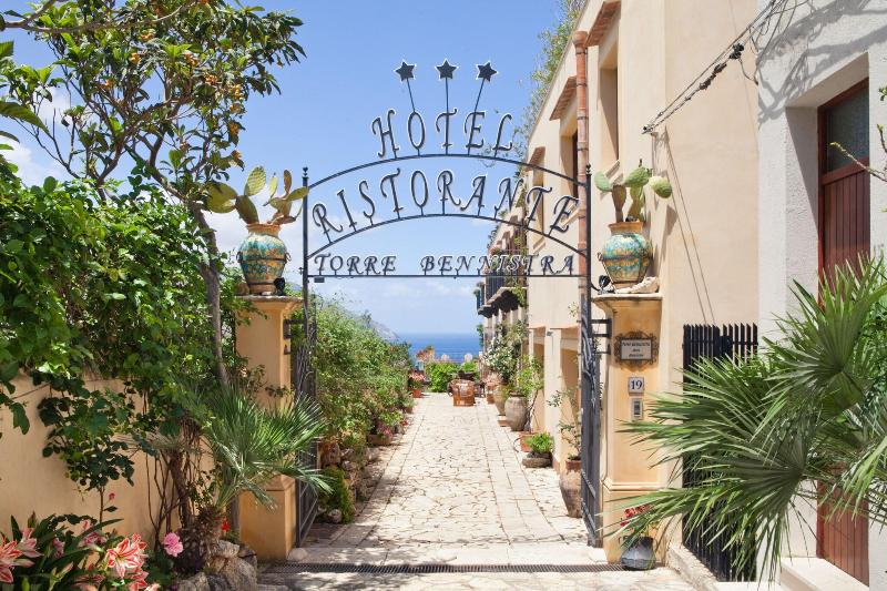 Hotel Torre Bennistra - Genel