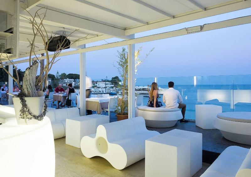 White Bay Resort - Bar