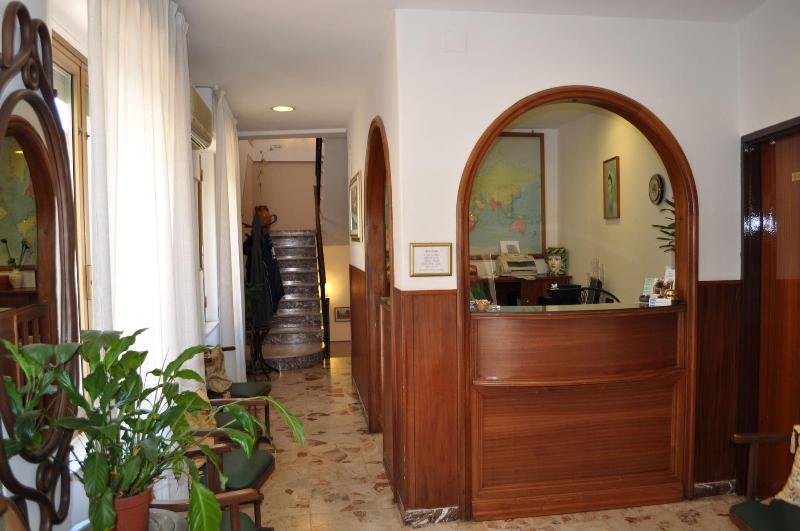 Hotel Condor - Lobi