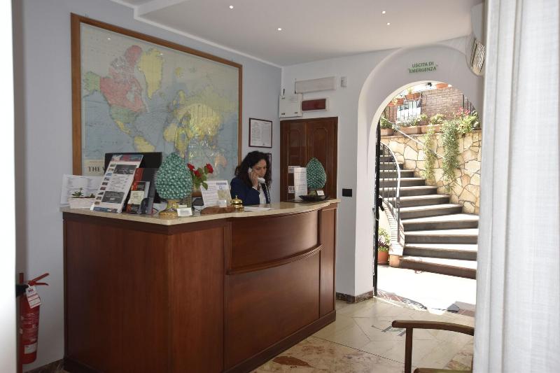 Hotel Condor - Lobi