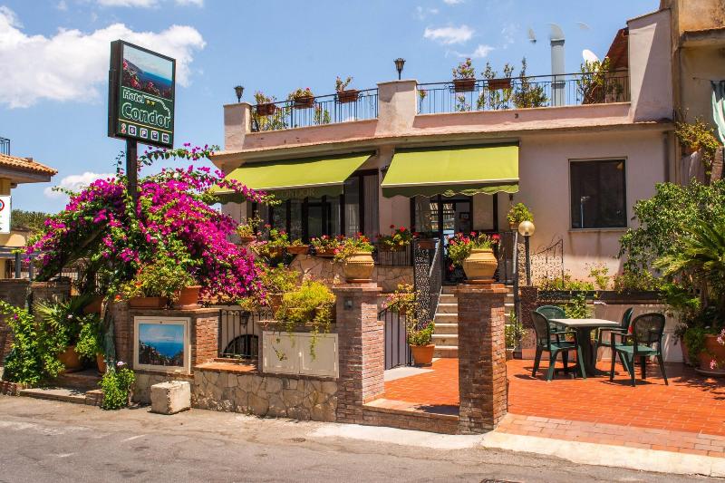 Hotel Condor - Genel