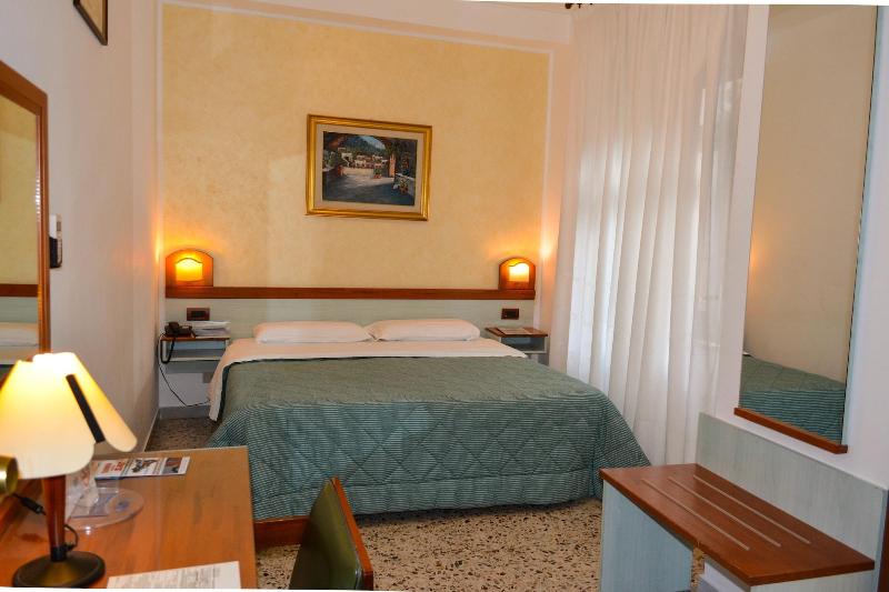 Hotel Condor - Oda