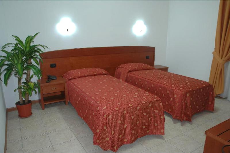 Real Asturias Hotel - Oda