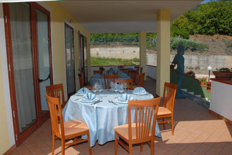Real Asturias Hotel - Restoran