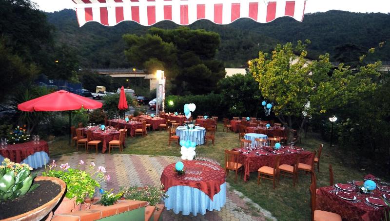 Real Asturias Hotel - Restoran