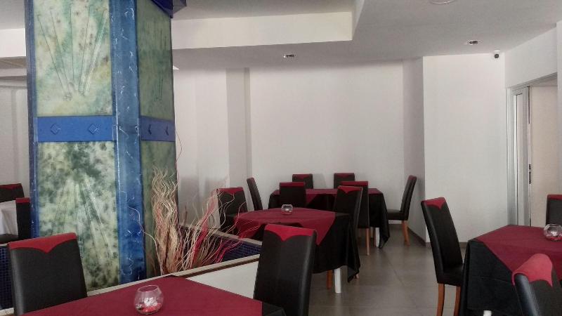 Hotel Residence Le Ceramiche - Restoran