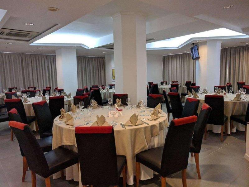 Hotel Residence Le Ceramiche - Restoran