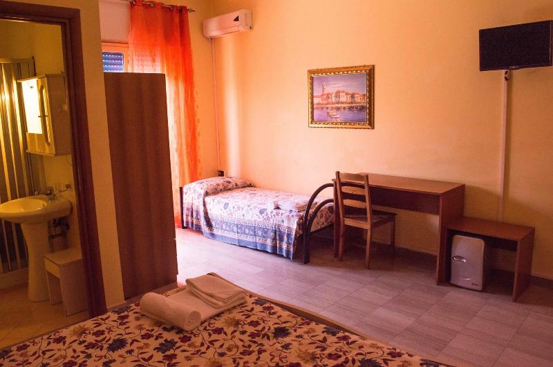 Hotel Scalea - Oda