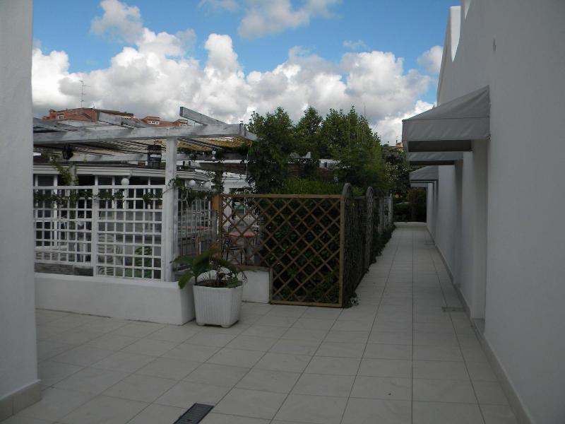 Hotel Genova - Genel