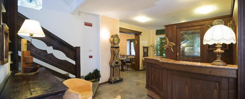Chateau - Lobi