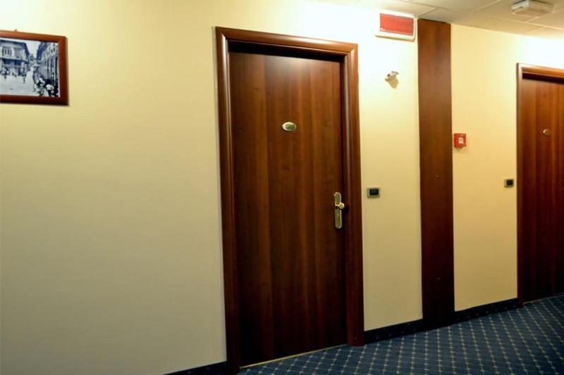 Hotel Gangi - Lobi
