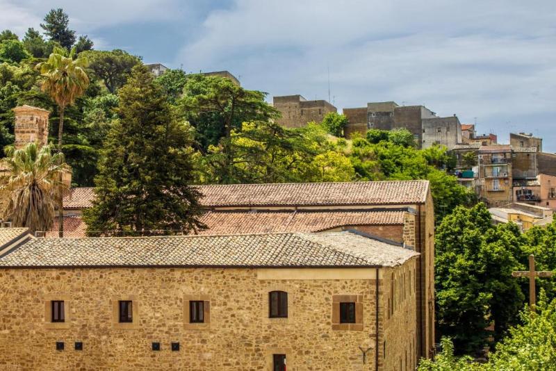 Hotel Gangi - Genel