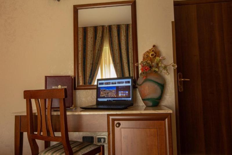Hotel Gangi - Oda