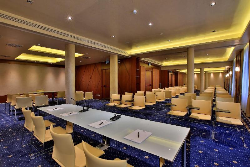 Hotel Rua Frati 48 In San Francesco - Toplantı