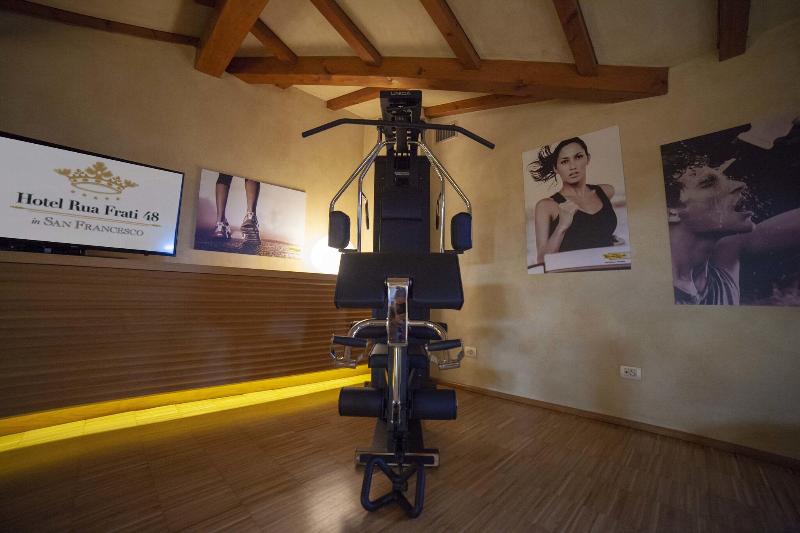 Hotel Rua Frati 48 In San Francesco - Aktivite