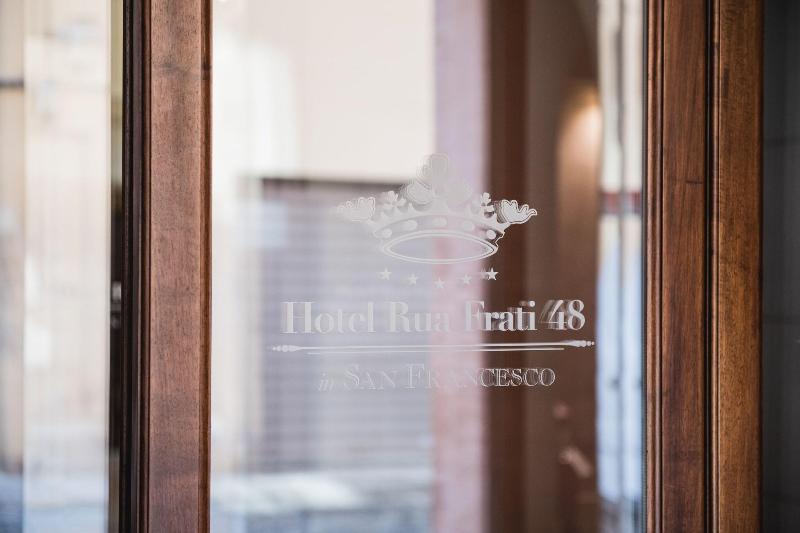 Hotel Rua Frati 48 In San Francesco - Genel