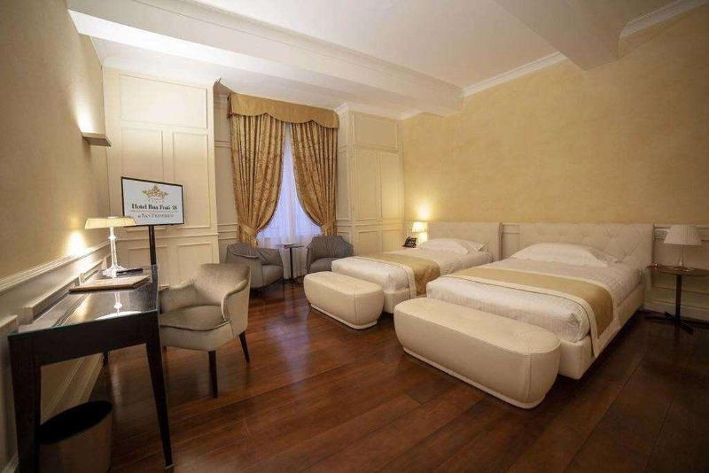 Hotel Rua Frati 48 In San Francesco - Oda