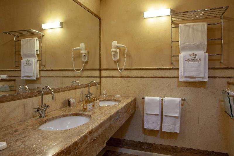 Hotel Rua Frati 48 In San Francesco - Oda