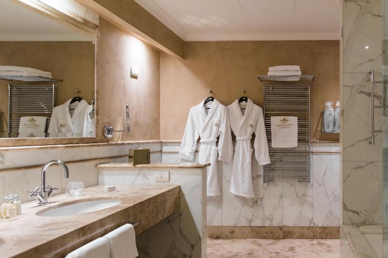 Hotel Rua Frati 48 In San Francesco - Oda