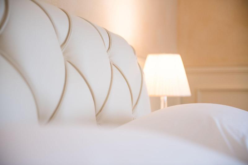 Hotel Rua Frati 48 In San Francesco - Oda