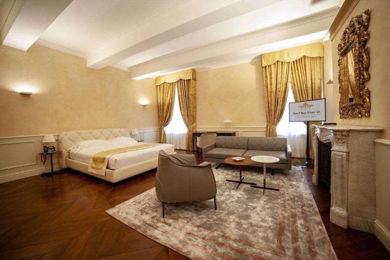 Hotel Rua Frati 48 In San Francesco - Oda
