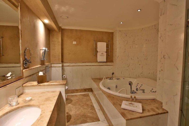 Hotel Rua Frati 48 In San Francesco - Oda