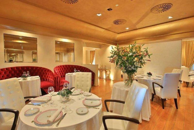 Hotel Rua Frati 48 In San Francesco - Restoran