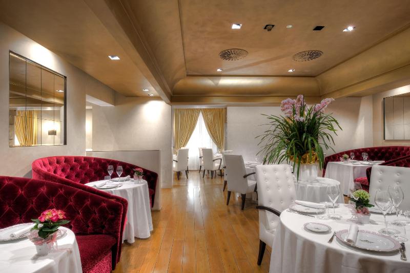 Hotel Rua Frati 48 In San Francesco - Restoran